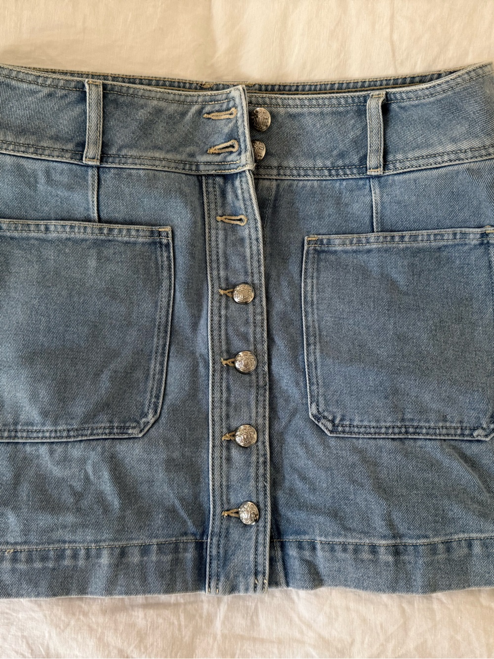 Veronica Beard Light Wash Denim Skirt